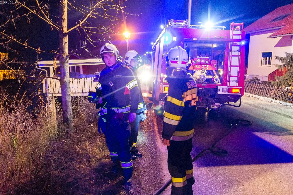 B09 Hecken-, Wiesen-, Wald-, Böschungsbrand