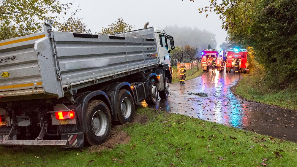 T03 Verkehrsunfall, Fahrzeugbergung, binden von Betriebsmittel